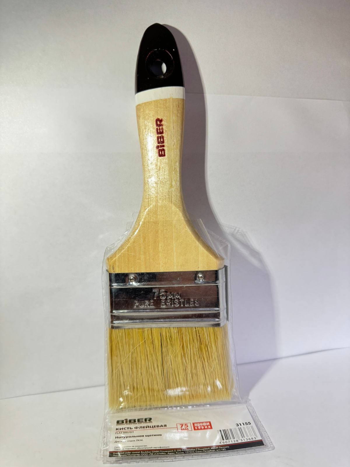 БИБЕР 31155 Кисть флейцевая натур. щетина дер. рукоятка "Профи" 75мм (12/120)