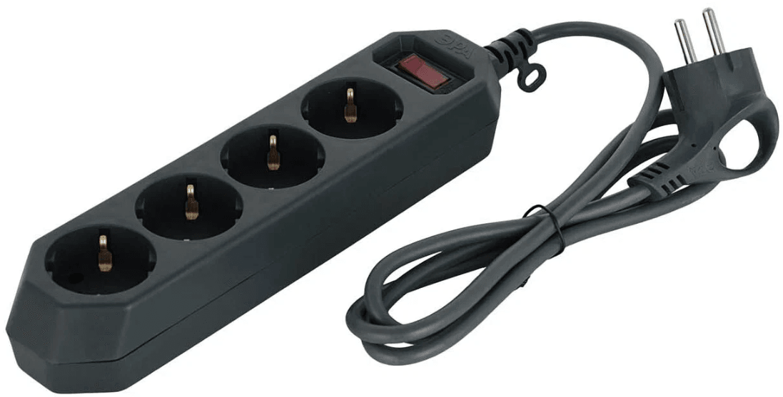 Сетевой фильтр ЭРА USF-N-4es-1.5m 4 гн 1.5m черный ПВС 3х0,75мм2