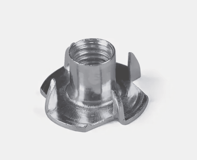 Гайка крыльчатая (врезная) М6 ОЦ DIN 1624 (кг)